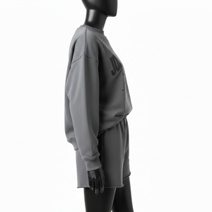 Conjunto de Sudadera y Pantalones Cortos de Felpa de Algodón y Poliéster Premium para Mujer, Diseño con Panel de Logotipo de Pedrería - Product Image 3