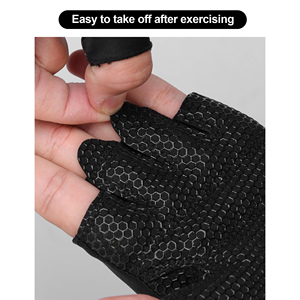 Weightlifting Gym Training Wear Hand Grips Pad With Neoprene Padded Wrist Support Custom Logo Palm Guard For Improved Grip - Product Image 2