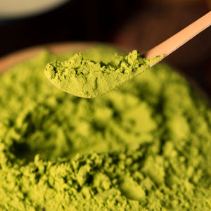 WARRLY Extrait de feuille de Moringa en poudre, 99% pur, extrait par solvant, ingrédient végétal de qualité alimentaire, en contenant plastique - Product Image 5