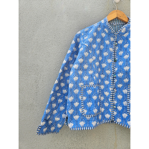 Veste matelassée bleue à fleurs pour femme, style patchwork en jean, cardigan avec bordure rayée et poche - Product Image 4