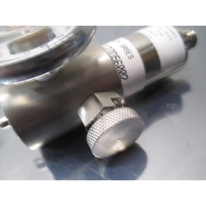 SCOTT 5127D56002, 500 PSIG, 0.5LPM, Régulateur - Équipements et pièces semi-conductrices de renommée mondiale à la fois fiables et durables - Product Image 4
