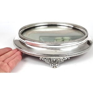 Meilleure Offre : Support à Gâteau Rond en Métal avec Base Décorative Faite à la Main à Motif Toile d'Araignée - Product Image 4