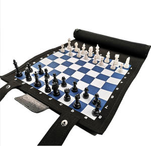 MAKUM INTERNATIONAL Juego de Ajedrez Portátil de Cuero Genuino Ecológico y Duradero, Tablero Enrollable de Viaje para Adultos y Niños, de Alta Gama - Product Image 1