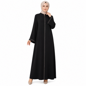 Abaya Istanbul Grace, Elegancia de Medianoche, Abaya Turca, Abaya Otomana de Lujo, Abaya Negra Sultanah, Abaya Negra Premium Zariya - Product Image 4