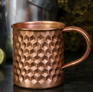 Vaso de Cobre Texturizado Premium Origami Tumbler, Taza para Cócteles, Vajilla Ecológica para el Hogar, Estilo Vintage - Product Image 1