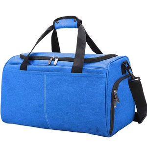 Bolsa deportiva duradera diseñada para viajes, gimnasio, entrenamiento deportivo y uso diario, que ofrece almacenamiento y un manejo cómodo. - Product Image 1