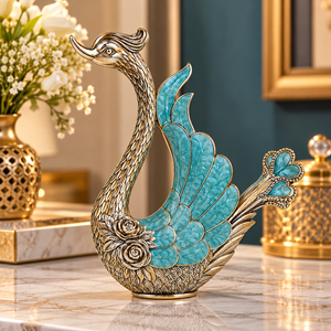 Sculpture de luxe en métal Paon et Cygne avec motif de plumes émaillées turquoise, finition or antique, pièce décorative d'oiseau - Product Image 4