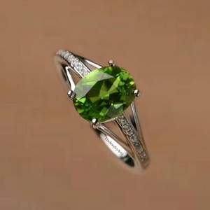 Bague Sultanite - Bague Unique - Bague à Sept Couleurs Changeantes - Bague en Pierre Précieuse Sultanite - Bague de Fiançailles en Argent Sterling 925 pour Elle - Product Image 4