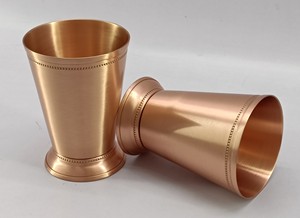 Ensemble de verres martelés en cuivre pur, best-seller, bienfaits ayurvédiques pour la santé, gobelet à eau artisanal, écologique, en cuivre - Product Image 4