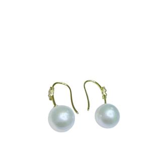 Boucles d'oreilles en perles d'eau douce haut de gamme Zhuji, 10-11 mm, rondes, presque parfaites, fines et soigneusement conçues avec des crochets d'oreille - Product Image 4