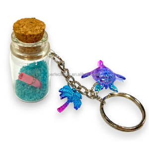 Bouteille de sable durable à motif animal imprimée UV avec breloques, porte-clés souvenir coloré, article cadeau, logo personnalisé, anniversaire - Product Image 1