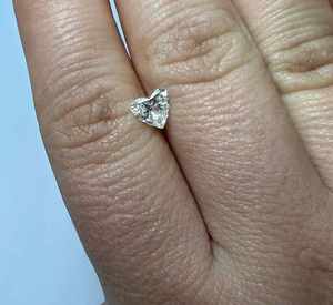 Diamante Sintético en Forma de Corazón de 2 Quilates, Color E, Certificado por IGI, 5 mm, Cultivado en Laboratorio, Precio de Fábrica Directo de Surat, India - Product Image 3