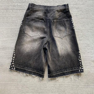 XJYD Pantalones Cortos de Mezclilla para Hombre, Holgados, de Verano, de Alta Calidad, Personalizados, con Pedrería, Desgastados, Estilo Urbano, con Bajo sin Rematar y Lavado Ácido - Product Image 4