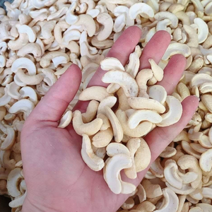 Reasonable Price Kaju Cashew Nuts SANTIGO Nuts Kernels Broken Kaju Exported To Middle East - Product Image 1
