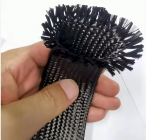 Funda Protectora de Fibra de Carbono Trenzada para Cables - Product Image 1