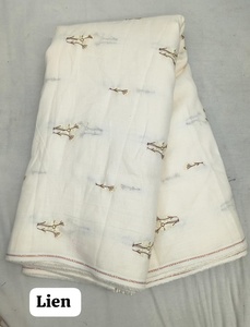 Tela de lino premium con bordado artesanal, diseño étnico para mujer, ropa de fiesta y boda, proveedor mayorista OEM de exportación de la India. - Product Image 4