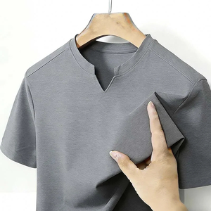 เสื้อยืดคอกว้างแขนสั้นผู้ชาย สีพื้น ผ้าถัก ทรงปกติ ระบายอากาศได้ดี สไตล์ลำลอง ผ้าฝ้าย 100% - Product Image 3