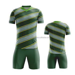 Tenue de football tendance 2026 conçue pour le confort lors de longues matchs, avec tissu respirant et léger - Product Image 4