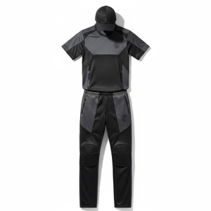 Tenue de cricket en tissu avancé, kit d'équipe personnalisé sublimé, vêtements de cricket performants à séchage rapide, tenue de match légère - Product Image 1