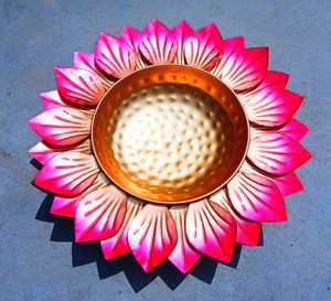 Cuenco Urli de Metal para Flores Flotantes y Velas, Decorativo para el Hogar, Decoración Festiva Diwali, Centro de Mesa - Product Image 4