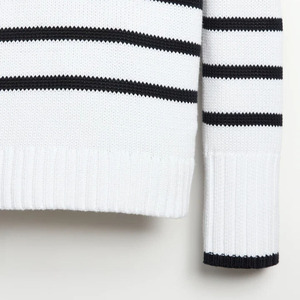 Women's White Solid Crew Neck Pullover Long Sleeve Knitted Sweater Minimalist Style Acrylic Comfortable <b>Covered</b> <b>Button</b> Autumn - Product Image 4