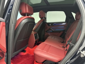 Pour Cayenne 2019 3.0T Turbo 340 ch V6 R20 Cuir foncé Conduite à gauche Toit ouvrant panoramique 39 <span class=keywords><strong>767</strong></span> milles - Product Image 3
