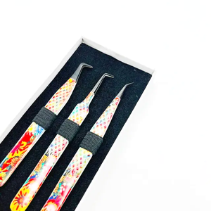 Meilleures pinces à extensions de cils en acier inoxydable, étiquette personnalisée, outils de beauté en gros avec embouts volume et fibre, en vente - Product Image 3