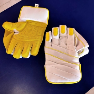 High Quality Durable <b>Cricket</b> Keeping Gloves Made of Leather for Match and Training Ambidextrous Double-Stitched Design - Product Image 4
