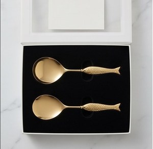 Ensemble cuillère et fourchette de service plaqué or avec design de poignée en forme de poisson, en métal poli miroir, couverts fantaisie pour les fêtes - Product Image 6