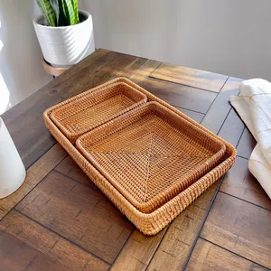 Ensemble de plateaux de service multifonctionnels en rotin tressé de style moderne, rectangulaires, faits à la main, avec 3 compartiments pour le rangement des aliments à la maison - Product Image 6