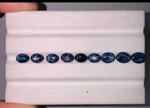 พลอยไพลินสีน้ำเงินธรรมชาติทรงรีแบบคาโบชอง สีน้ำเงินเข้ม พลอยหลวมสำหรับทำเครื่องประดับ คุณภาพสูง - Product Image 4