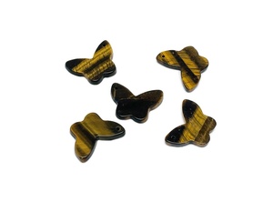 Pendentif en pierre œil de tigre en forme de papillon, perles artisanales polies sur le thème animalier - Product Image 1