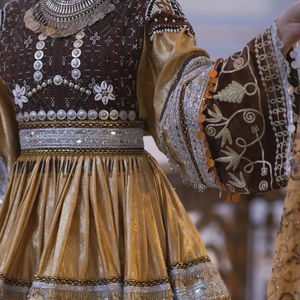 Vestido Étnico Tradicional Azul Regal Bordado con Patrones Intrincados, Atuendo Cultural Real, Vestido Elegante y Fluido - Product Image 3