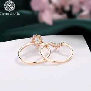 Anillo de Compromiso de Plata con Moissanita Corte Cojín Charm Jewels, Engaste de Oro Rosa con Diseño Floral, Certificado IGI, Romántico para Mujer - Product Image 2