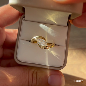 Anillo de compromiso de oro macizo con corte marquesa, engaste de media bisel, solitario de diamante, oro amarillo, moderno y minimalista para mujer - Product Image 4