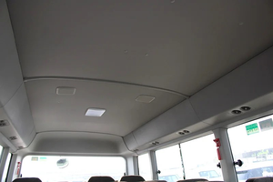 Toyota Coaster 2025 Blanc d'occasion en bon état - Product Image 4