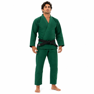 Traje de BJJ resistente con costuras reforzadas, material transpirable y diseño flexible para un entrenamiento fiable en cada sesión. - Product Image 1