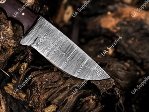 มีดทำมือเหล็กดามัสกัสแบบเต็มด้าม ปลายหยดน้ำ คมเฉียง สำหรับกิจกรรมเอาตัวรอดกลางแจ้ง ตั้งแคมป์ พกพาประจำวัน (EDC) ด้ามไม้พะยูง พร้อมปลอกไม้  รับผลิตแบบ OEM - Product Image 6