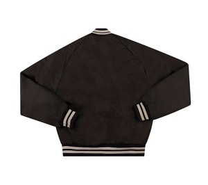 Veste universitaire en satin personnalisée de haute qualité pour homme, respirante et brodée, style baseball. - Product Image 2