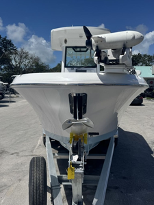 2026 Wellcraft Fisherman 243 X-B - Product Image 2