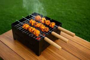 Barbecue au charbon de bois portable avec support pour grillades et barbecues en plein air - Product Image 1
