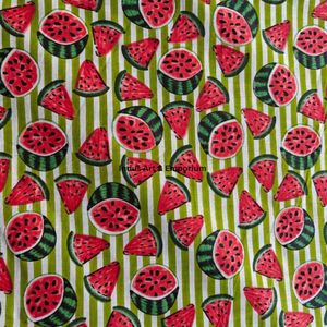 Tissu en coton imprimé traditionnel Jaipuri, coton cambriqué imprimé au bloc 60x60, tissu en coton à motifs. - Product Image 4