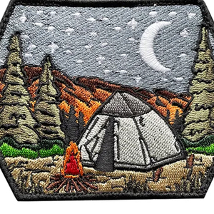 Parche Bordado Termoadhesivo de Fieltro No Tejido con Diseño de Escena de Camping para Decoración de Ropa - Product Image 6