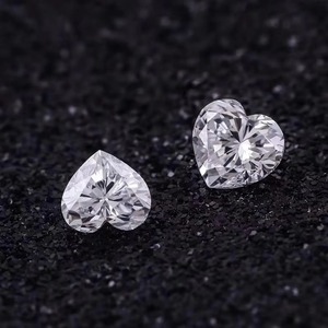 Diamante Cultivado en Laboratorio CVD de Gran Tamaño, 8CT, Corazón, E VS1, Certificado IGI, Corte Excelente 3EX, Proveedor para Distribuidores e Importadores Globales de Diamantes - Product Image 4