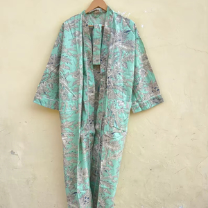 ชุดกิโมโนลายพิมพ์บล็อกการ์ตูนสำหรับผู้หญิง ผ้าฝ้ายทอ 100% ชุดนอนฤดูร้อน ทำมือ ODM คอวี เอวยางยืด ความยาวระดับเข่า/เต็มตัว เนื้อผ้านุ่ม - Product Image 1