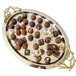 Bandeja de Servicio de Metal Plateado de Alta Calidad con Diseño Floral en el Asa, para Exhibición de Postres, Dulces y Chocolates, Buen Precio - Product Image 4