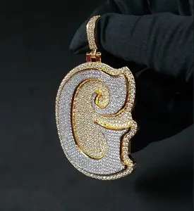 Colgante con Letra Inicial "G" de Moissanita Real de Corte Redondo de 3 Quilates, Chapado en Oro Amarillo de 14K - Product Image 6