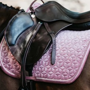 Almohadilla para Silla de Montar a Caballo, Diseño Transpirable y Ligero, Cojín Suave, Ajuste Cómodo, para Uso en Exteriores y Entrenamiento, Tela Personalizada - Product Image 2