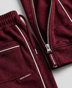 ชุดวอร์มมีฮู้ดพิมพ์ลาย ONETEN APPARELS สีเบอร์กันดี แขนยาว ซิปด้านหน้า สีพื้น มีกระเป๋าข้าง สวมใส่สบายๆ สำหรับฤดูใบไม้ร่วง - Product Image 5