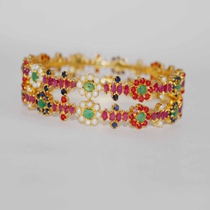 Vente en gros de bracelets floraux en argent sterling 925 plaqué or avec pierres précieuses naturelles multiples, bijoux fins, Memoria Jewels - Product Image 4